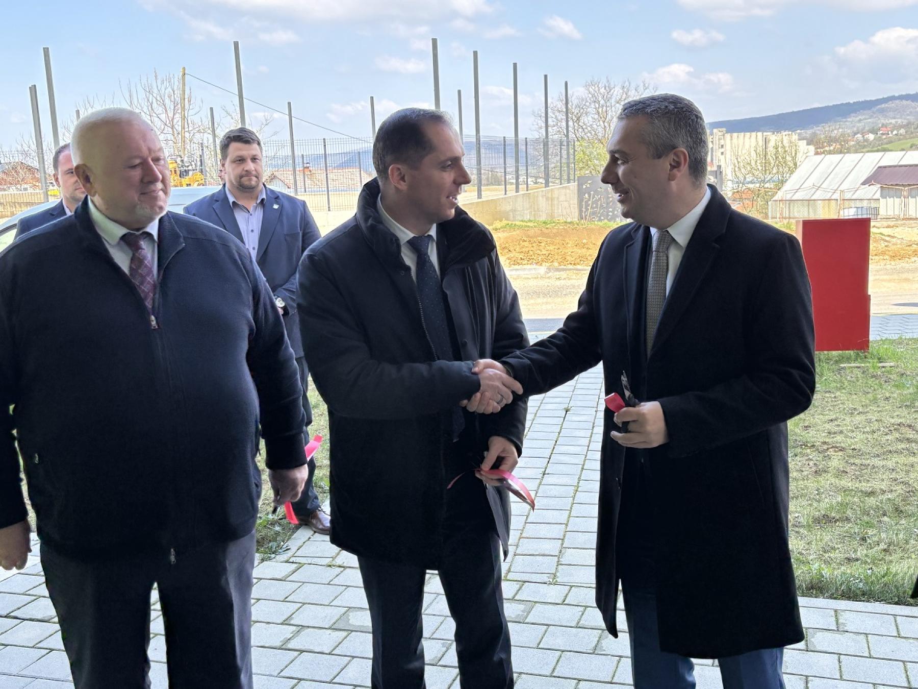 Svečano otvoren objekat u okviru projekta CEB II: U Bihaću 38 porodica dobilo novi dom