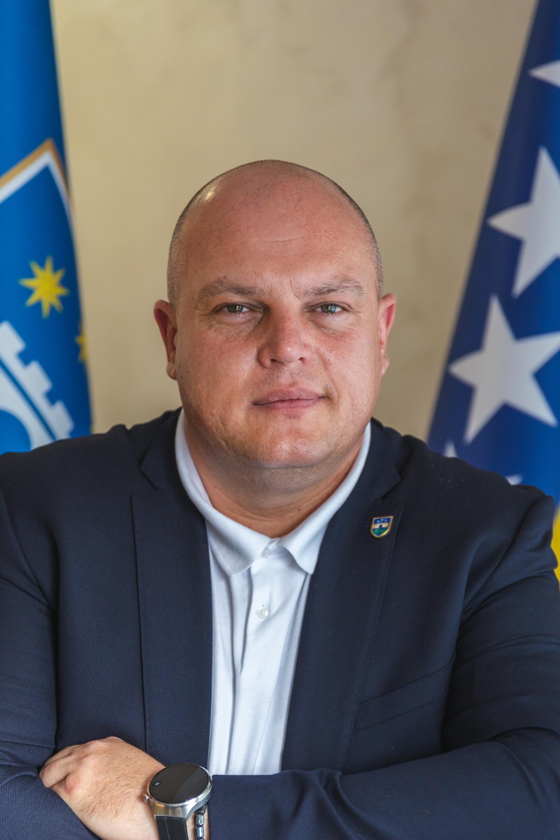 Premijer Ružnić: Moramo raditi strateški u partnerstvu sa realnim sektorom i svim nivoima vlasti, i graditi ambijent za privredni razvoj