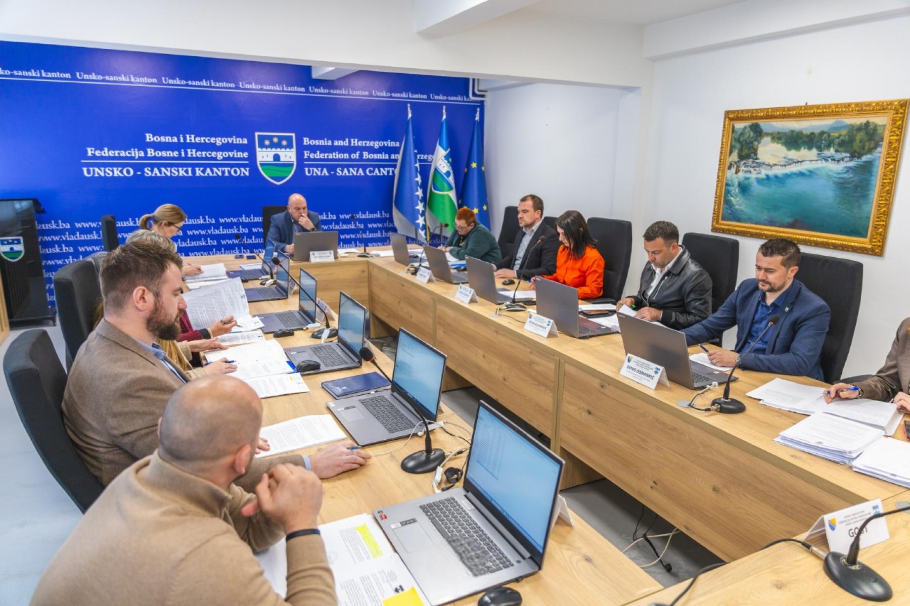 Vlada USK donijela finansijske i zakonske mjere – 4,2 miliona KM za zdravstvo, podrška borcima i olakšice za investitore