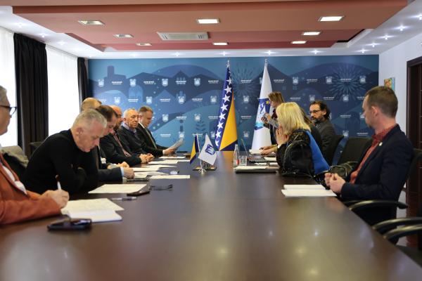 Sastanak (grado)načelnika iz USK s predstavnicima SOG-a: Predloženi kandidati za izbor u organe i tijela Saveza općina i gradova FBiH