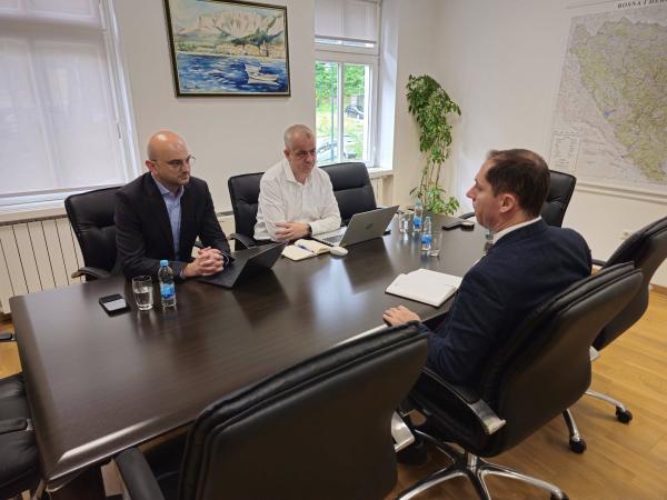 Gradonačelnik Sedić u Sarajevu: Ključni infrastrukturni i zaštitni projekti tema sastanaka sa federalnim institucijama