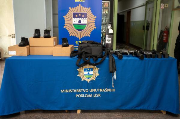Nova oprema za policiju USK-a: Jačanje sigurnosti i efikasnosti na terenu