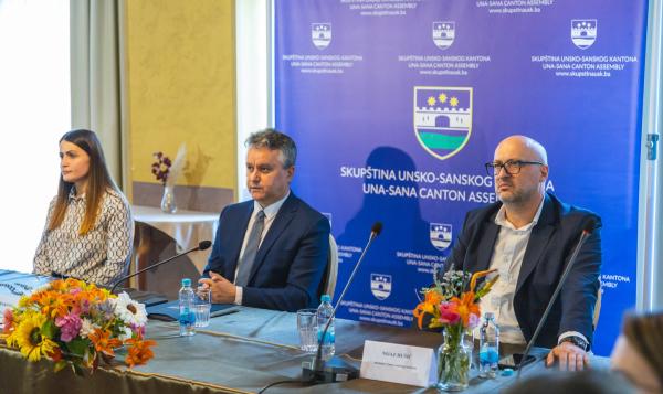 U Bihaću održana Konferencija kantonalnih skupština FBiH s fokusom na međukantonalnu saradnju (FOTO)