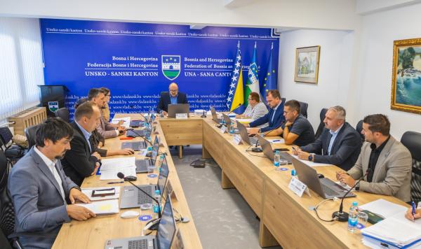 Vlada USK osigurala 8 miliona KM za podršku gradovima i općinama, porodicama 3 plus, privredi i poduzetnicima