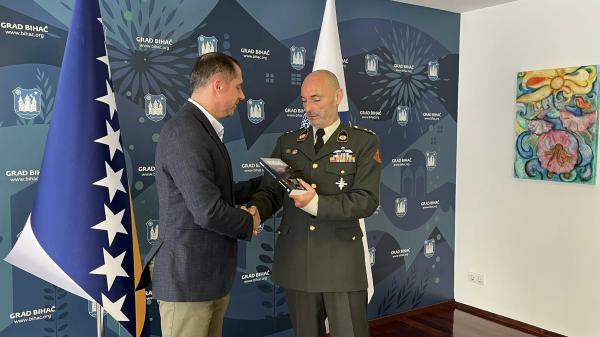 Bivši UN-ov posmatrač Van De Kreek u Bihaću predstavio knjigu sjećanja na ratna dešavanja